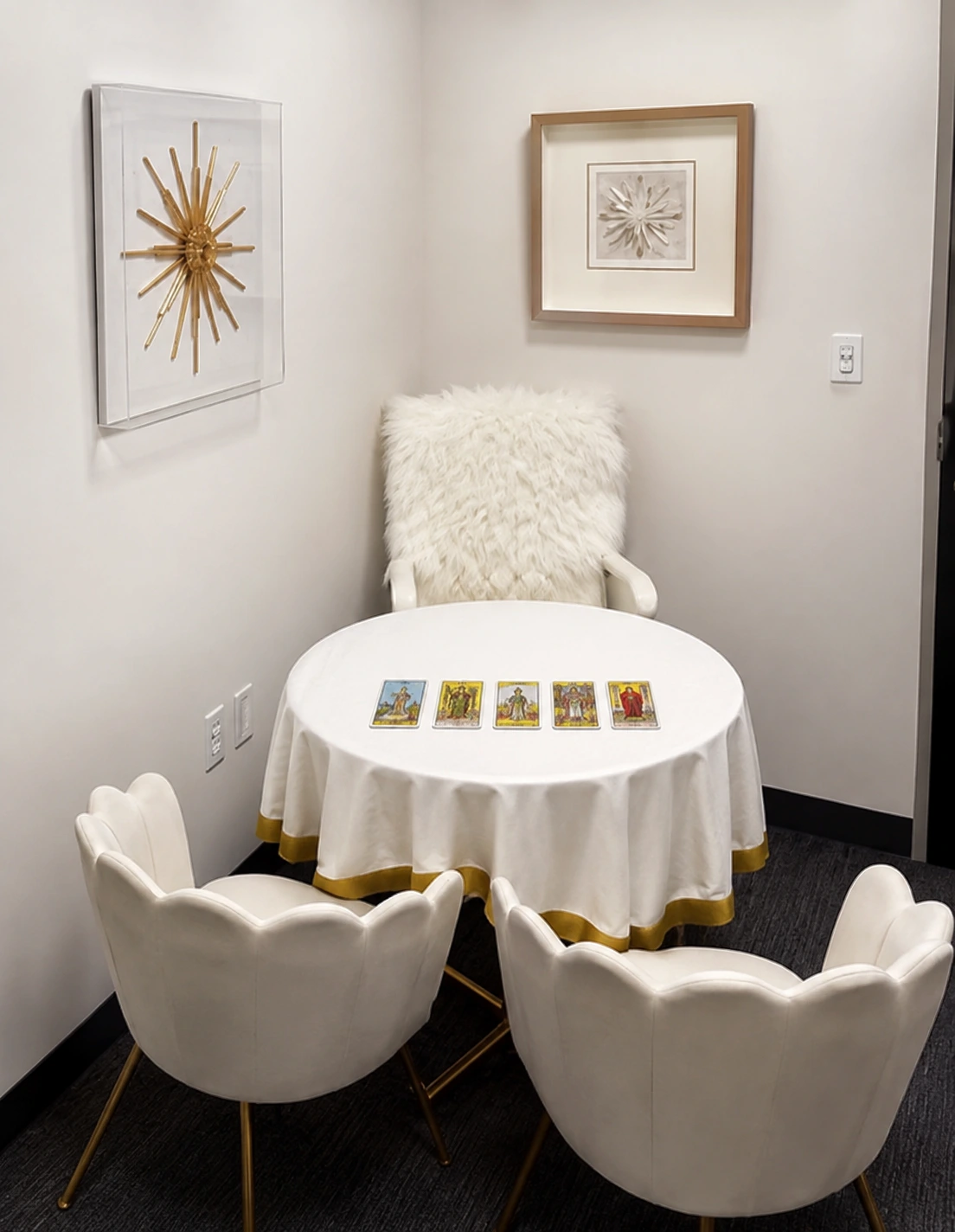 Igor Guides oracle and tarot reading room — private sessions in St. Augustine FL